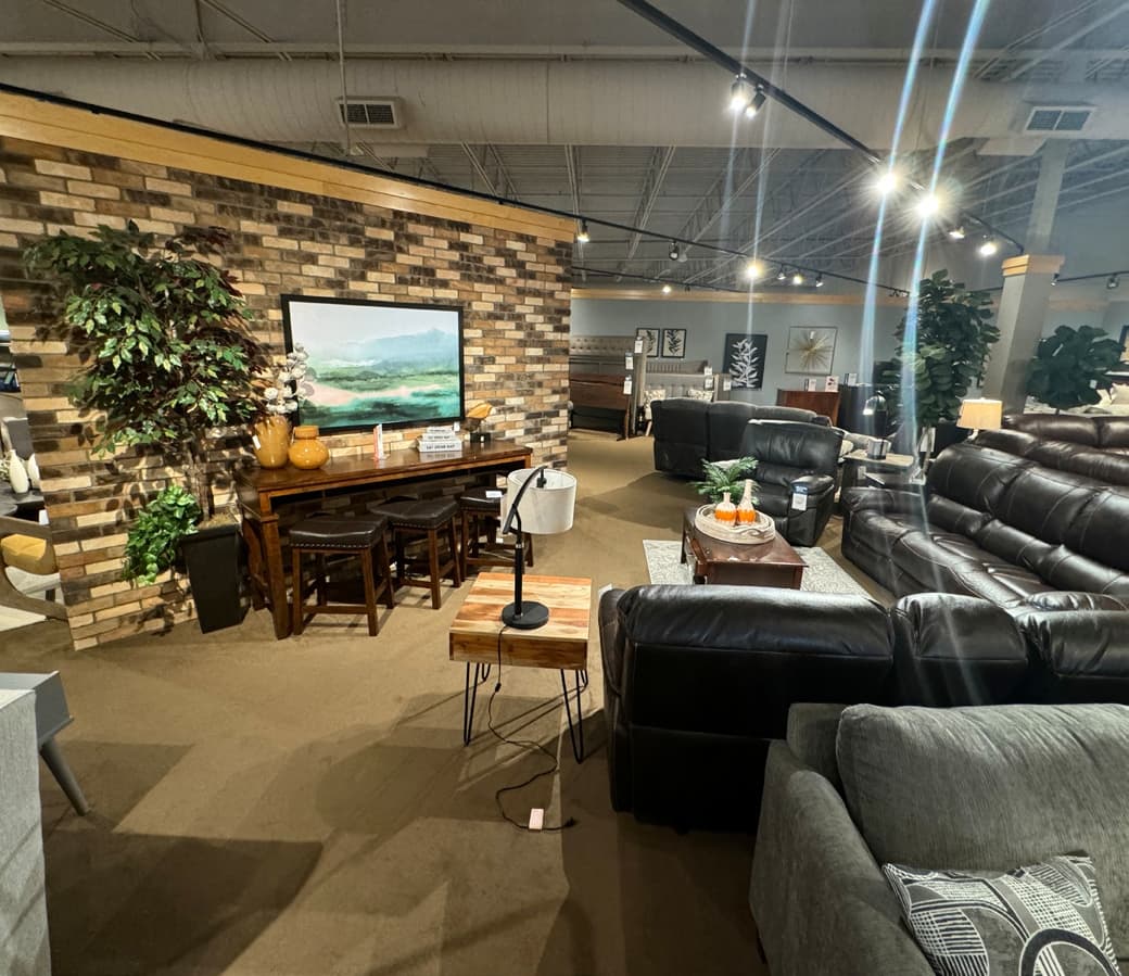 Slumberland Showroom Lighting Retrofit, image 1